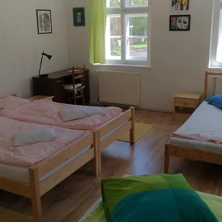 Skromny V Centru Chebu